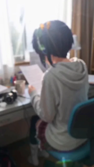 ガチで次元の壁壊れた…。 六花の照れ顔、尊すぎて無理。 邪王真眼の防御、一瞬で崩壊して草。 #小鳥遊六花 #中二病でも恋がしたい #seedance #AI動画